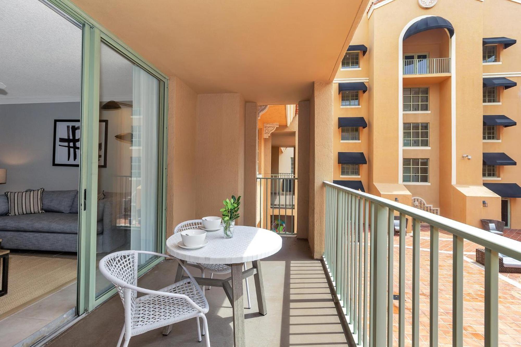Dharma Coral Gables At Gables Grand Plaza Miami