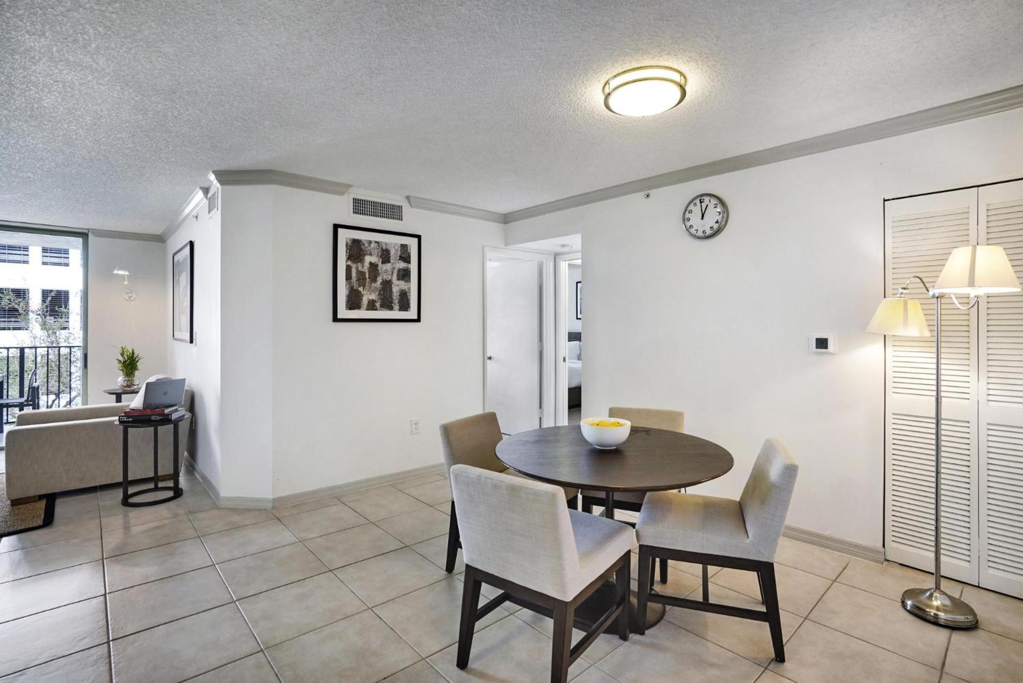 Dharma Coral Gables At Gables Grand Plaza * Miami
